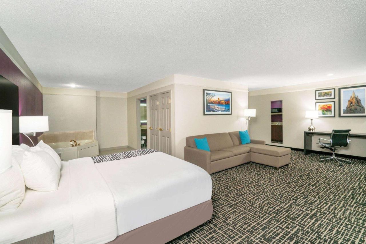 מלון La Quinta By Wyndham Latham Albany Airport מראה חיצוני תמונה