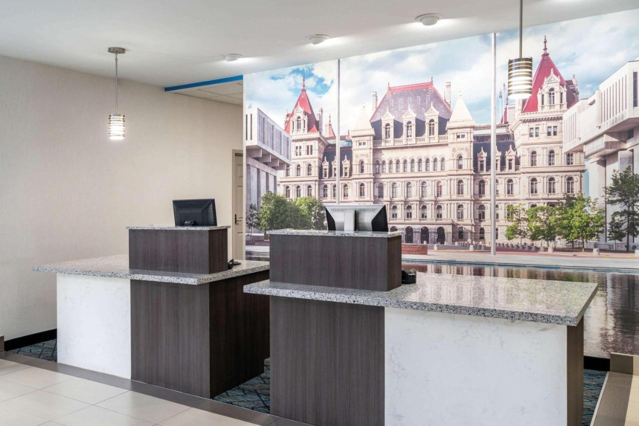 מלון La Quinta By Wyndham Latham Albany Airport מראה חיצוני תמונה