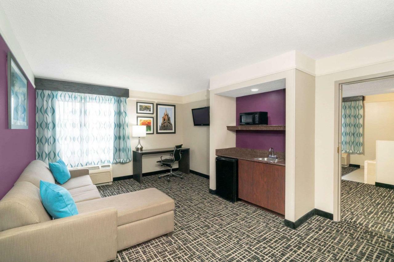 מלון La Quinta By Wyndham Latham Albany Airport מראה חיצוני תמונה